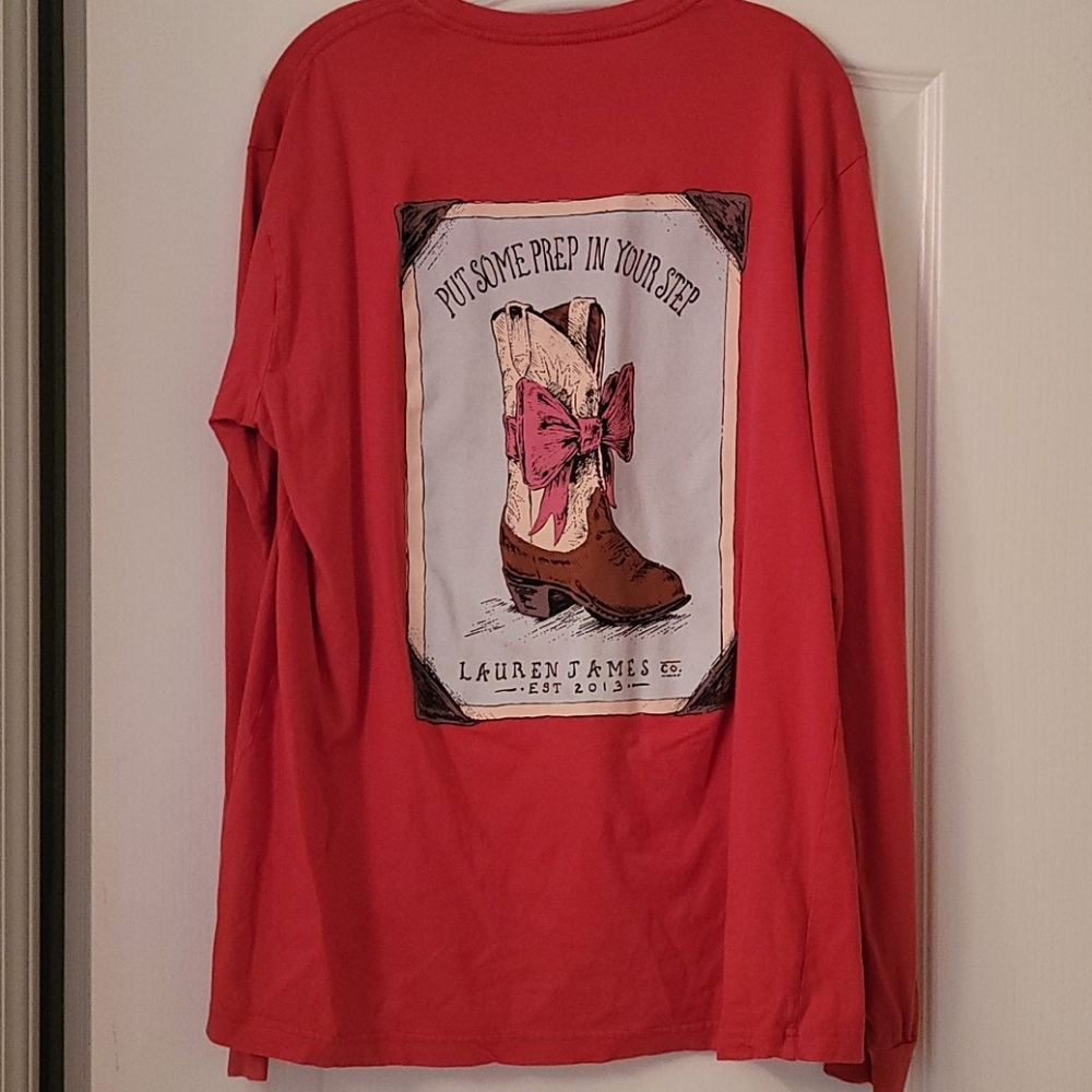 Long-sleeve tee